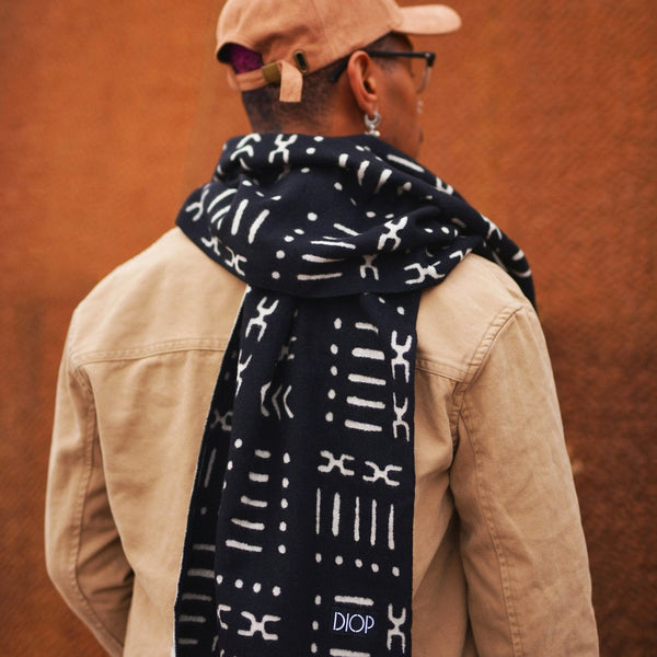 スカーフ Patou Scarf - Wool - Black 3091661caed6c4d822.webp