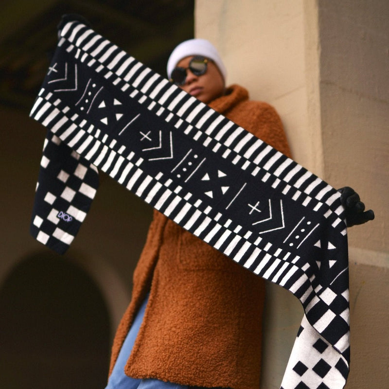 The Adli Scarf Scarf DIOP. 
