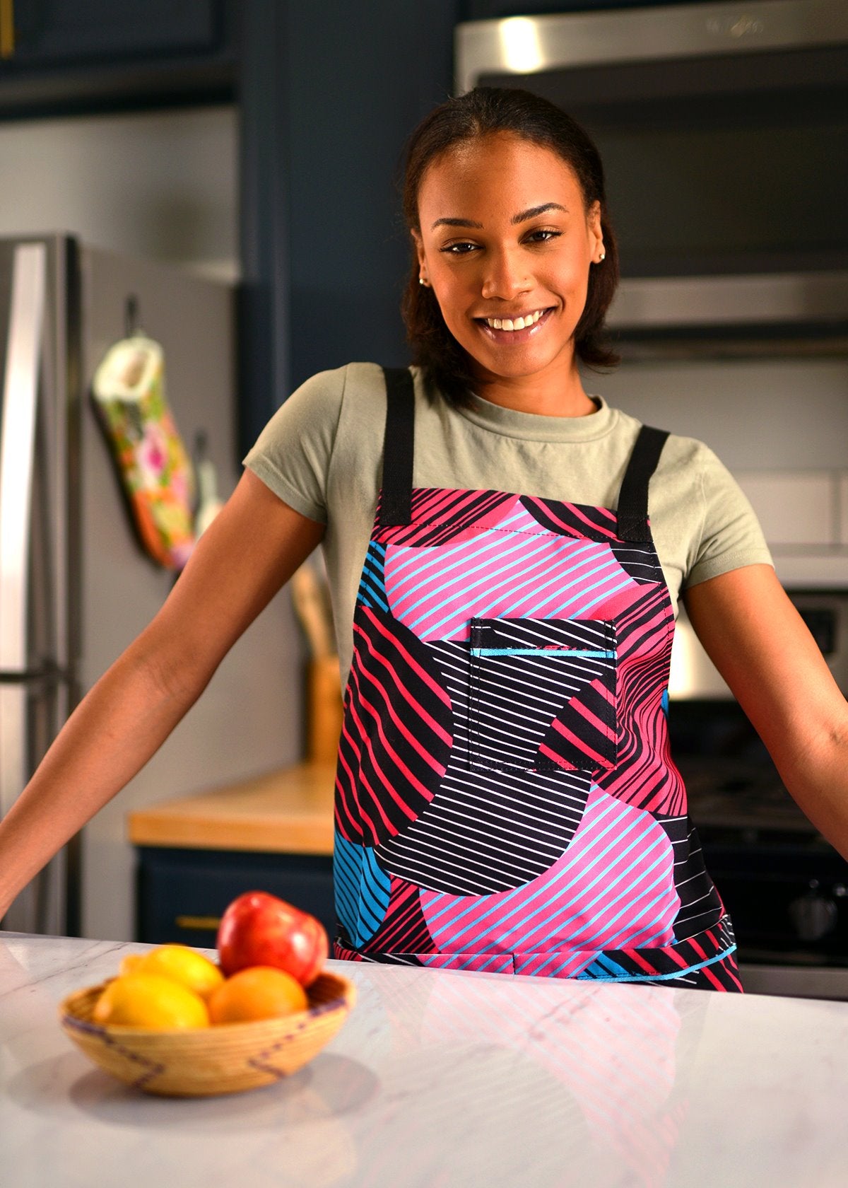 The Akira Apron – DIOP